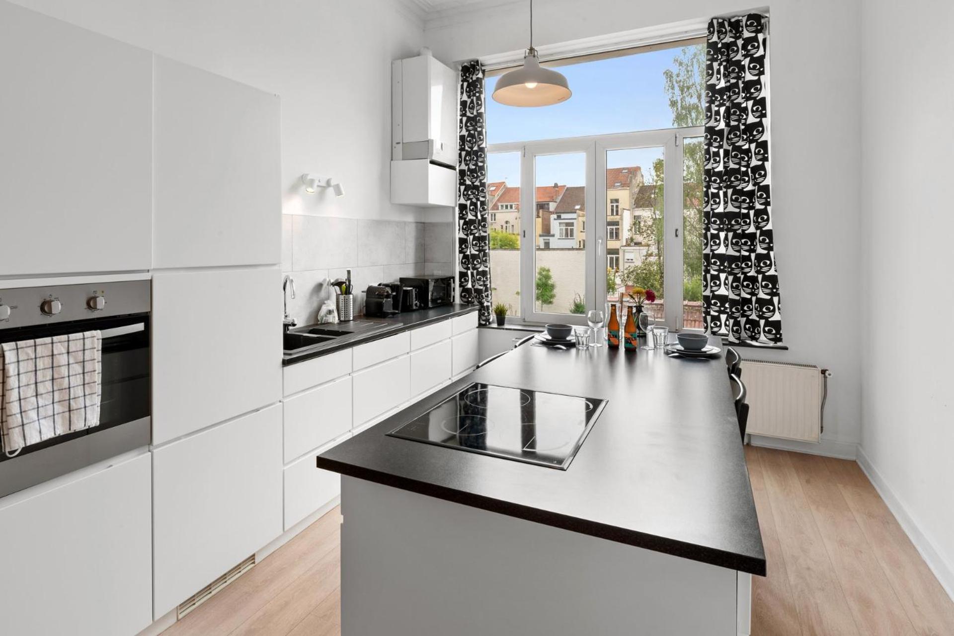 Apartment In Brussels, Lantsheere By Homenhancement Sa מראה חיצוני תמונה