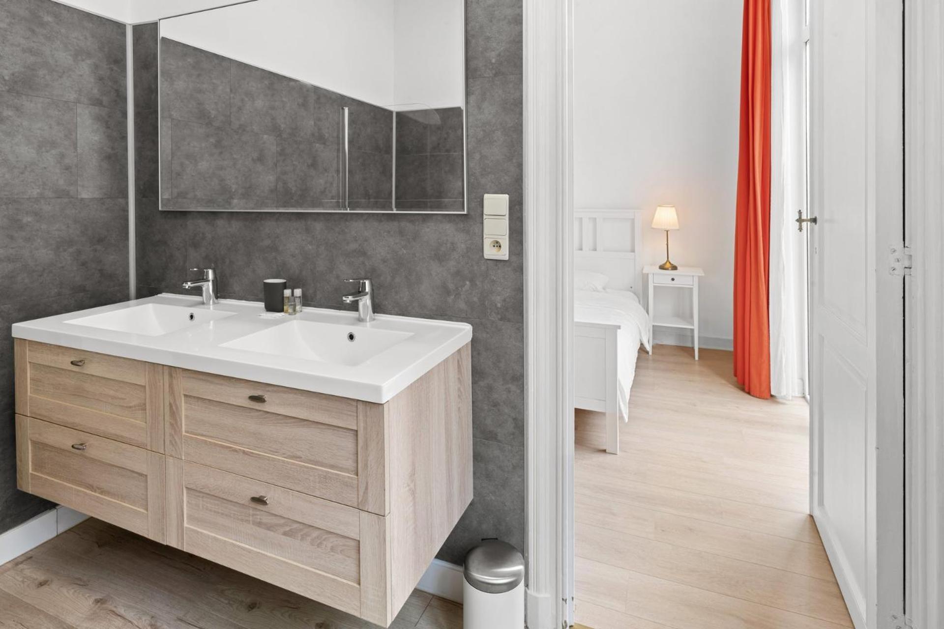 Apartment In Brussels, Lantsheere By Homenhancement Sa מראה חיצוני תמונה